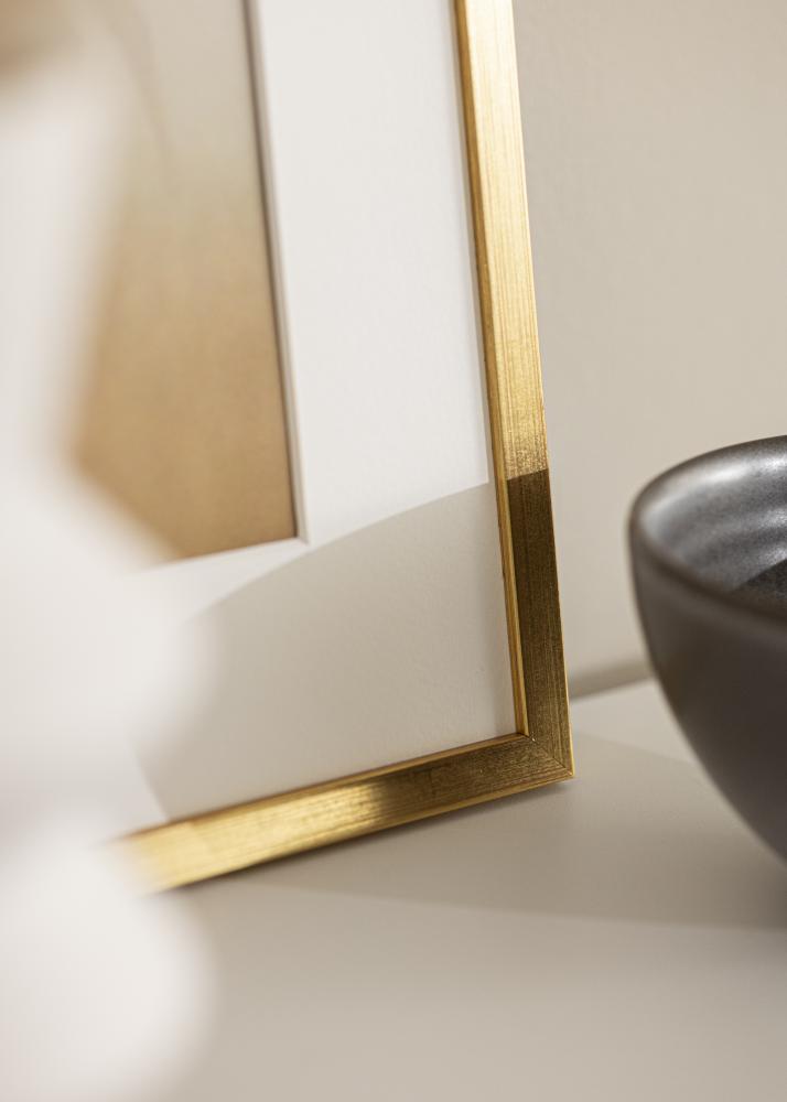 Πλαίσιο Edsbyn Χρυσός 40x45 cm - Πασπαρτού Λευκό 28x34 cm