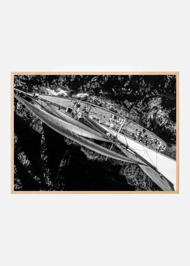 Above the racing ship Αφίσα