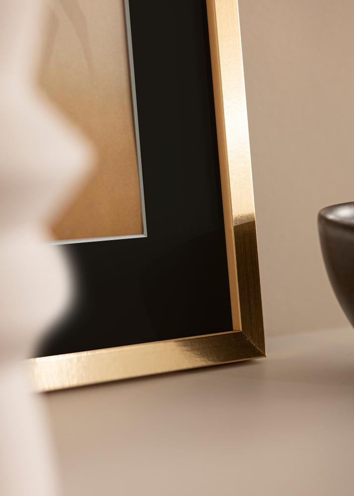 Πλαίσιο Trendy Χρυσός 20x25 cm - Πασπαρτού Μαύρος 14x18 cm