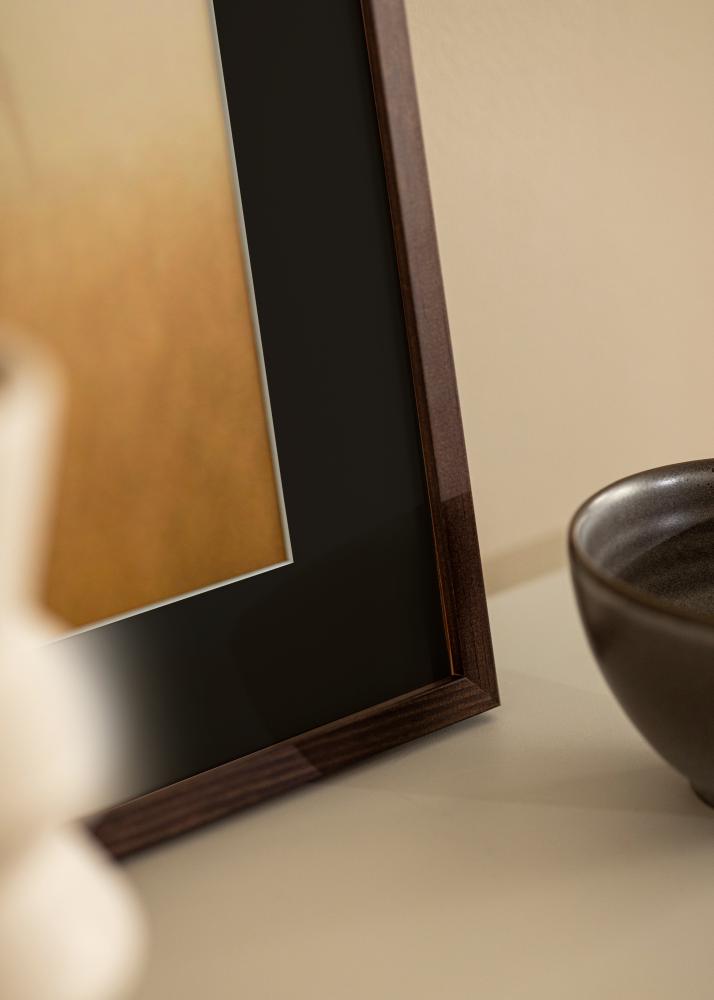 Πλαίσιο E-Line Καρυδιά 30x40 cm - Πασπαρτού Μαύρος 21x29,7 cm (A4)