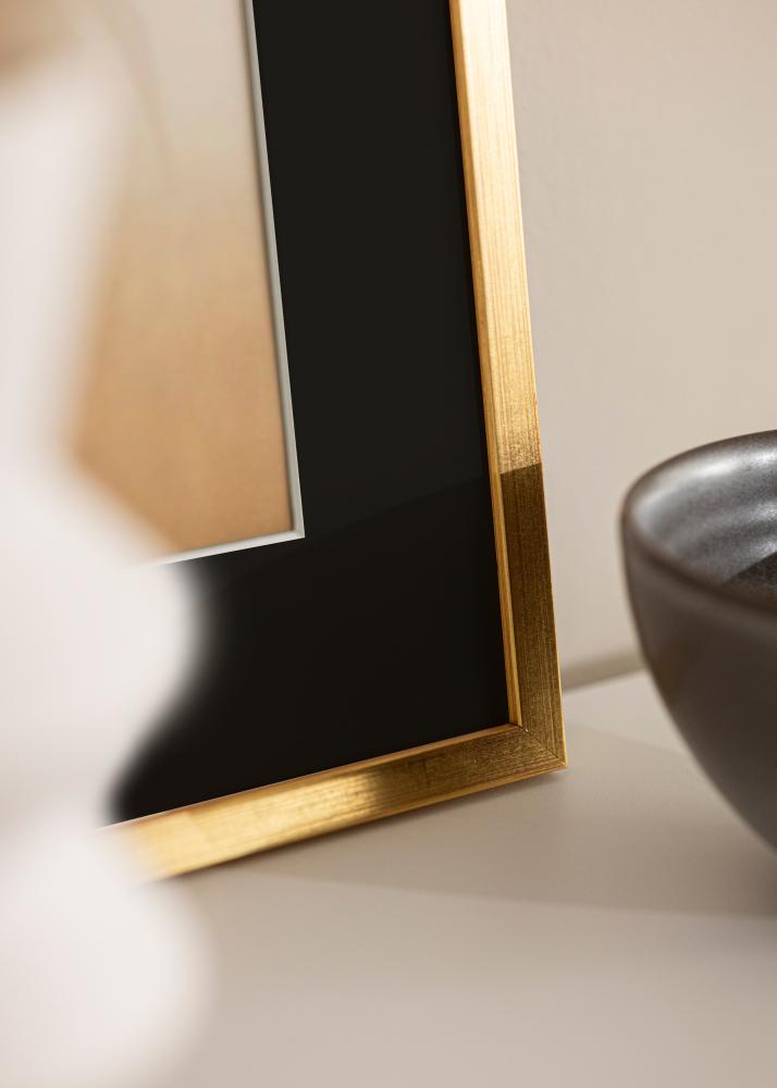 Πλαίσιο Edsbyn Χρυσός 30x40 cm - Πασπαρτού Μαύρος 8x12 inches